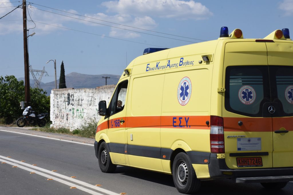 Πτώση άνδρα από δεύτερο όροφο πολυκατοικίας - Mεταφέρθηκε στο ΓΝΛ