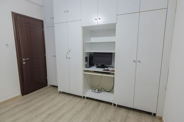 6-25756623F-263C-EDC5-3071-579CE092595E.jpg